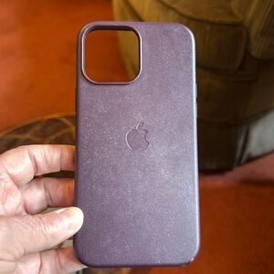 Genuine Apple leather case iphone 13 pro max with magsafe. Deep purple
